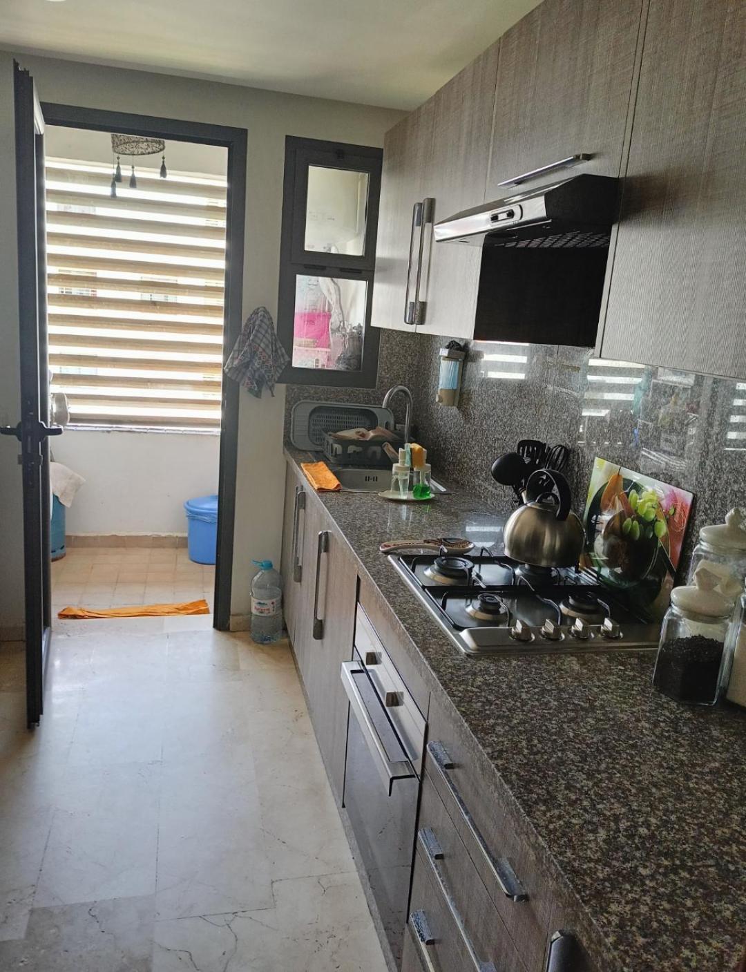 Standing, Calm A Nouaceur, Parking, Piscine, A 4min De L'aeroport Apartamento
